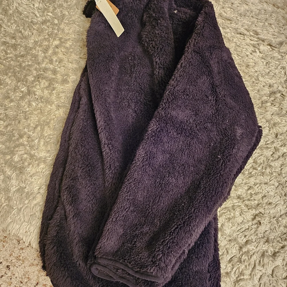 Pink - Picture 2 of 6